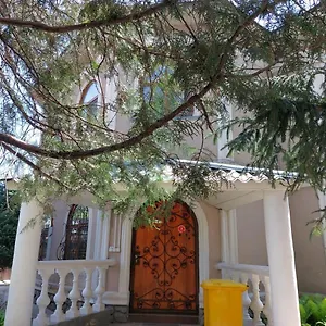 Dostyk Хостел
